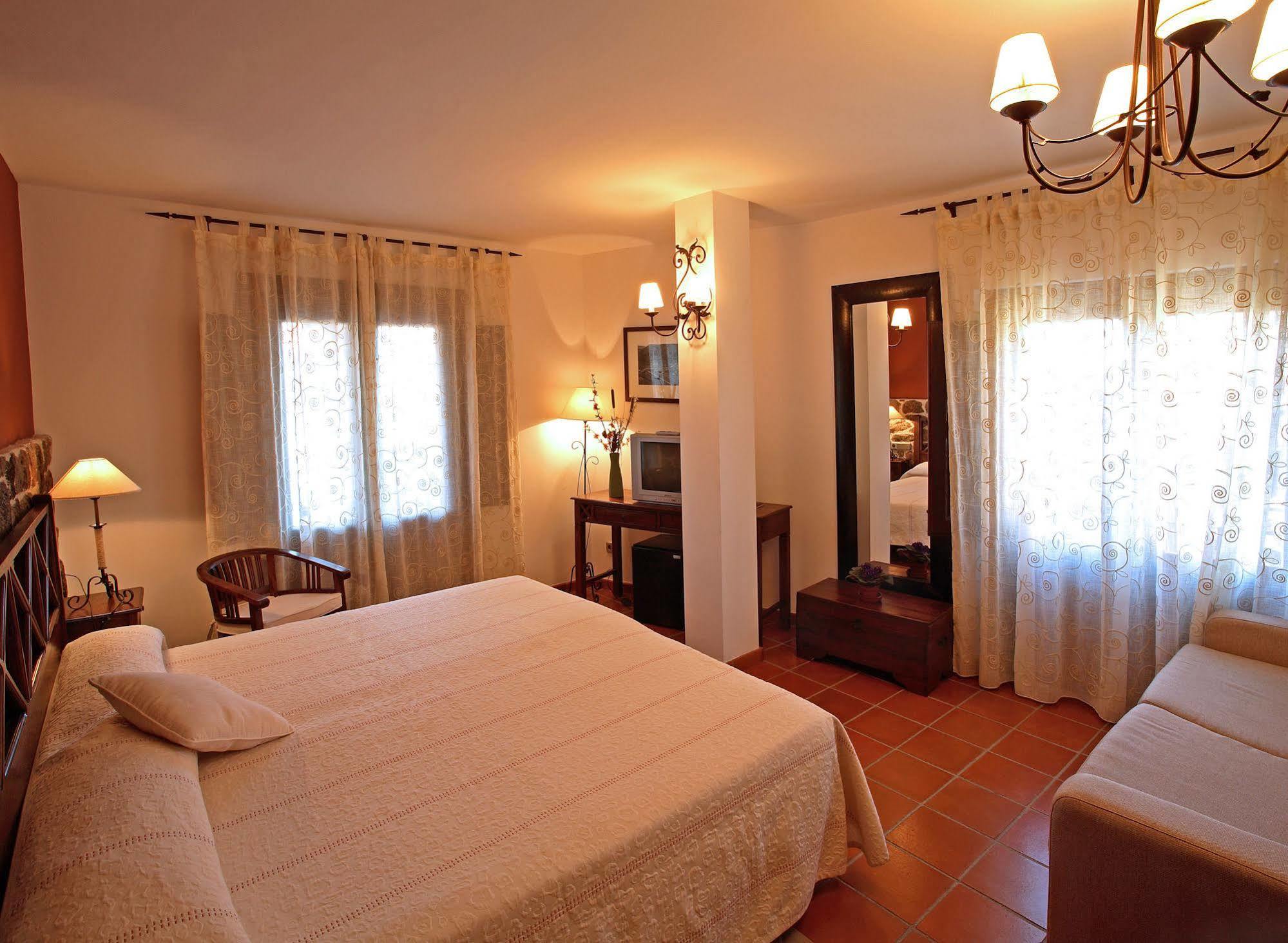 Hotel Spa Villa De Mogarraz Eksteriør billede